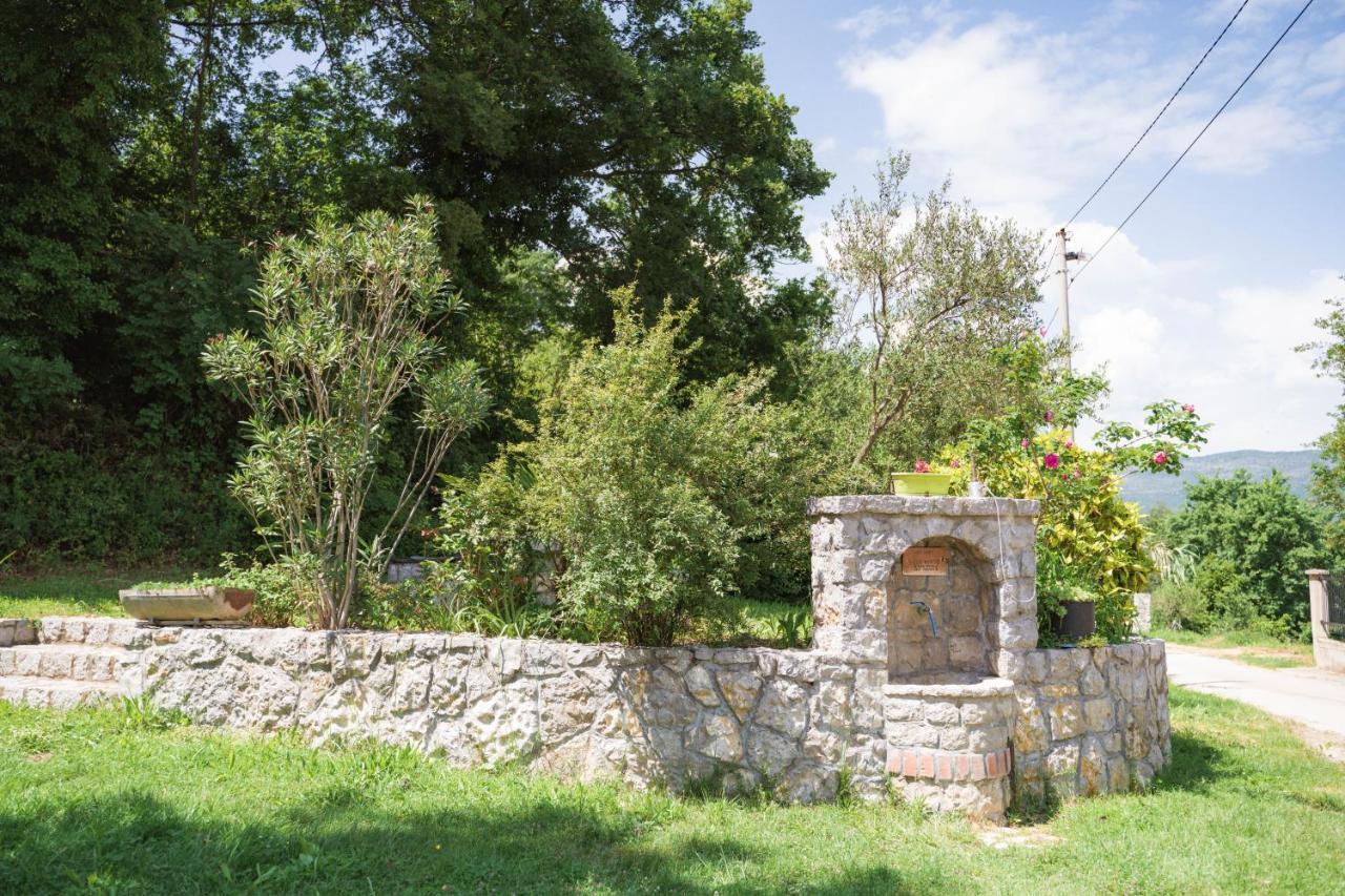 Madre Natura Glamping Улцинь Экстерьер фото